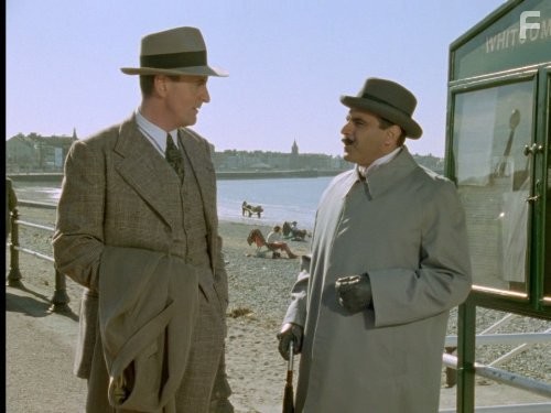 Hugh Fraser and David Suchet in Пуаро (1989)
