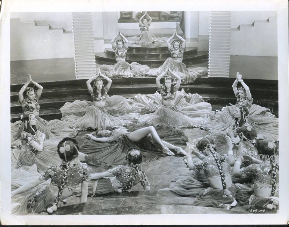 Marlene Dietrich in Kismet (1944)