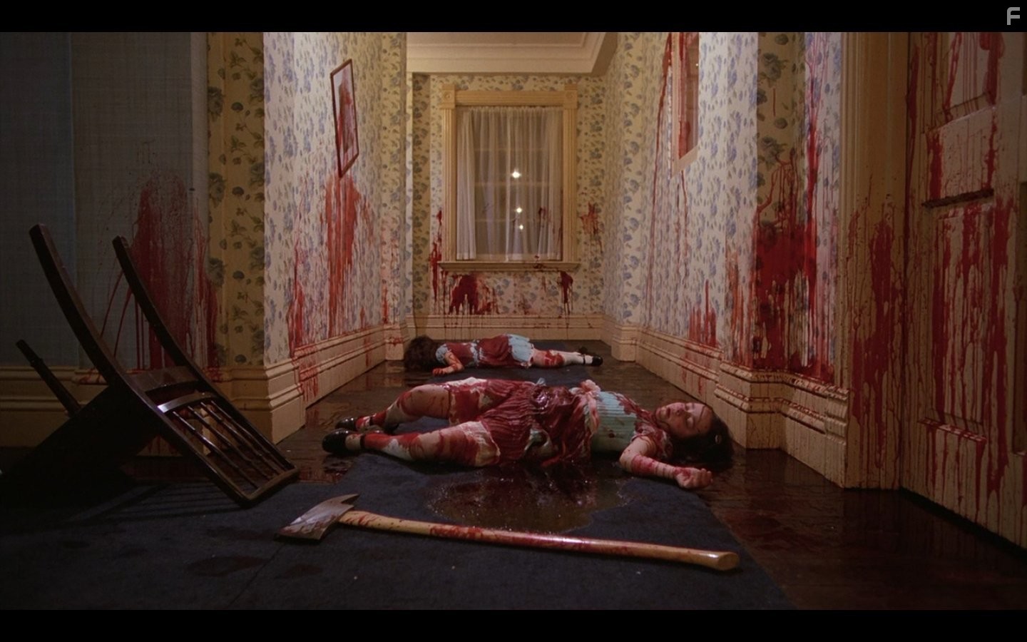 Lisa Burns and Louise Burns in Сияние (1980)