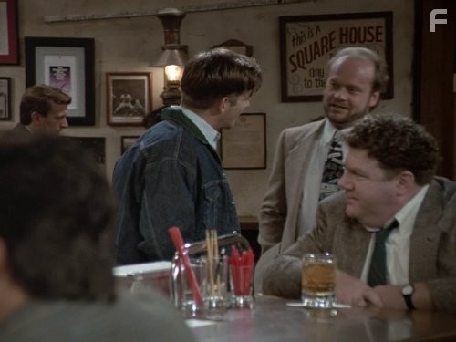 Kelsey Grammer and George Wendt in Чирc (1982)