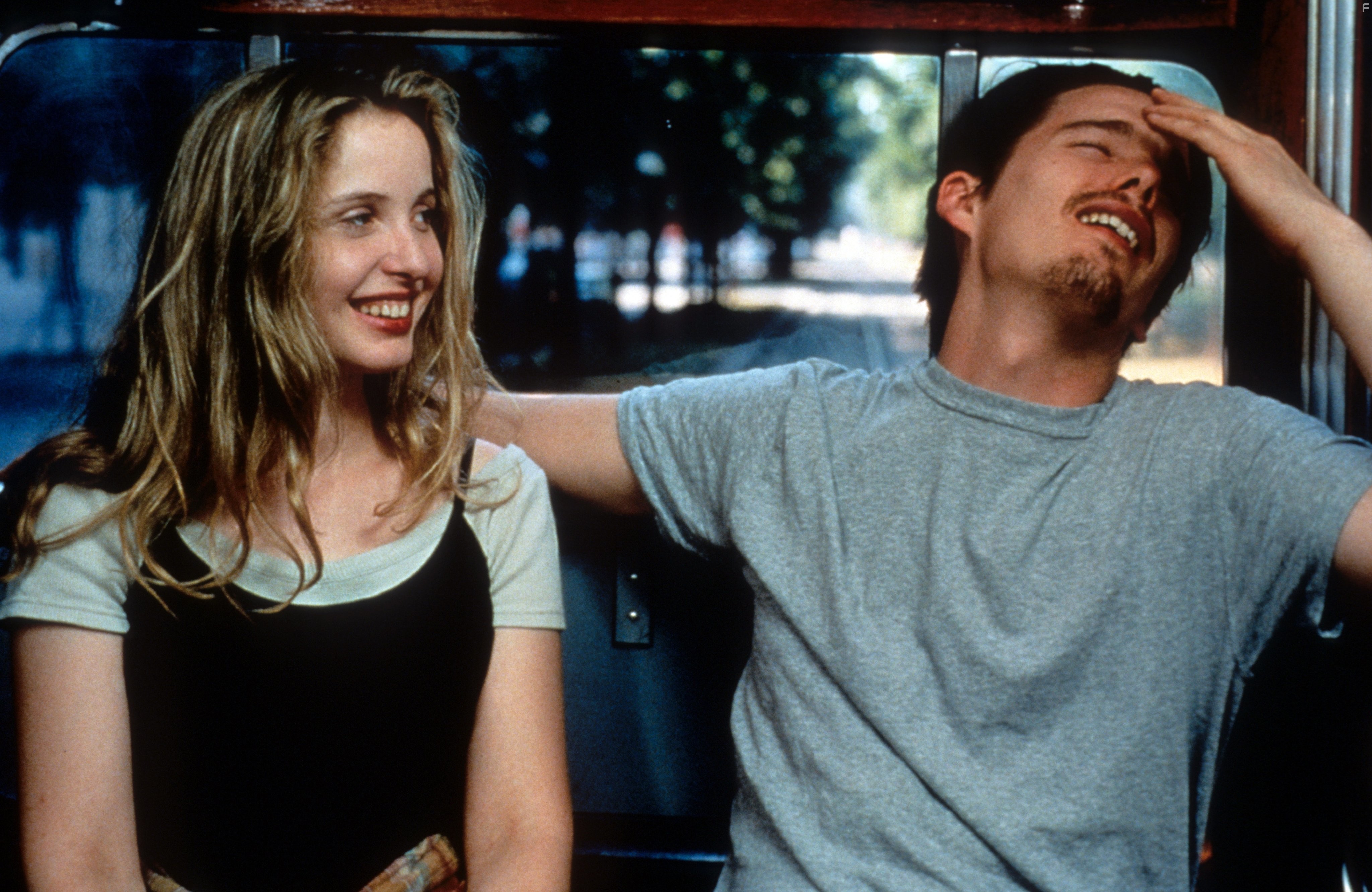 Ethan Hawke and Julie Delpy in Перед рассветом (1995)