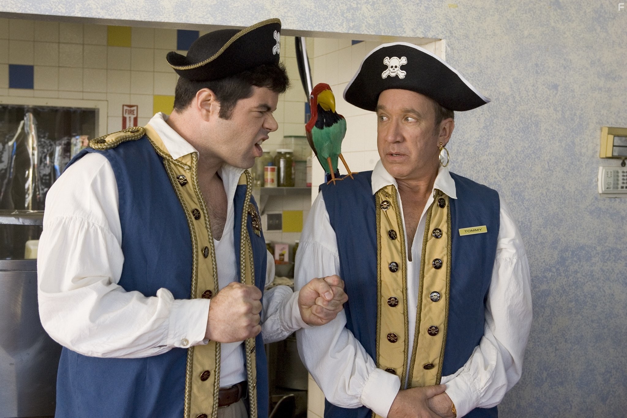 Tim Allen and Robert Baker in Сумасшедший на воле (2010)