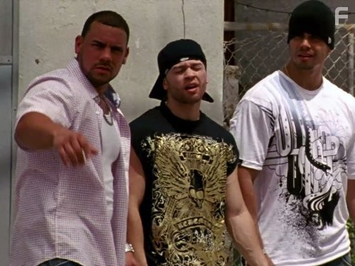 Jacob Vargas, Anthony E. Valentin, and Joe Echegaray in Чёрная метка (2007)