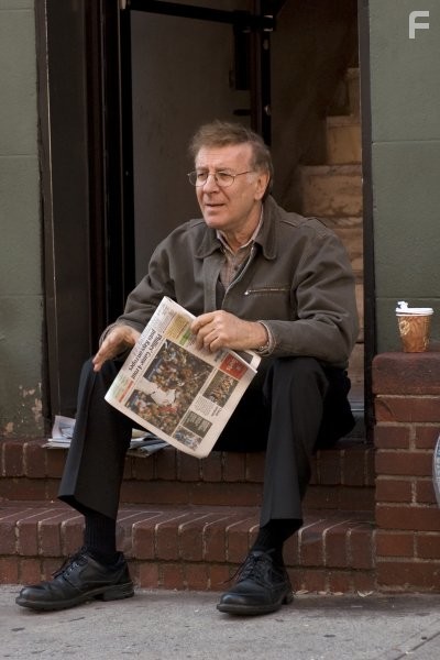 Steve Landesberg in Head Case (2007)