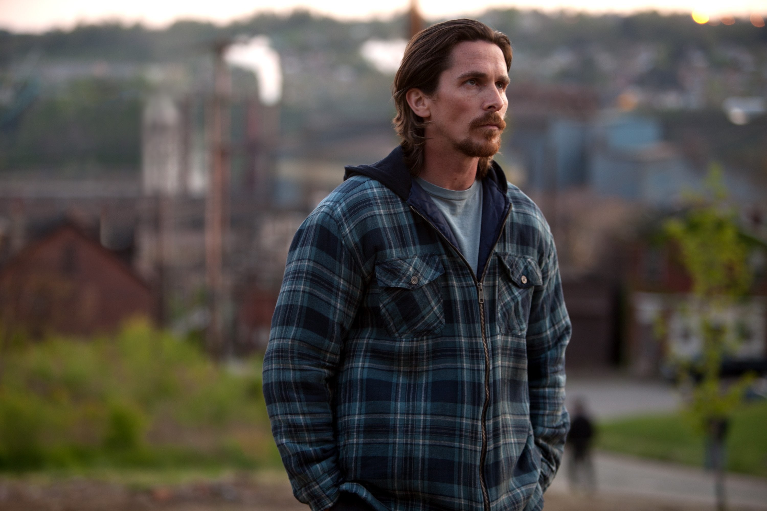 Christian Bale in Из пекла (2013)