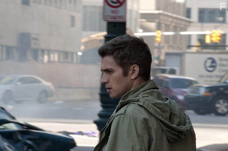 Hayden Christensen in Исчезновение на 7-й улице (2010)