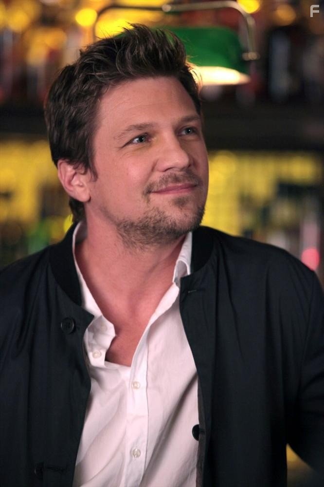 Marc Blucas in Опасные женщины (2014)