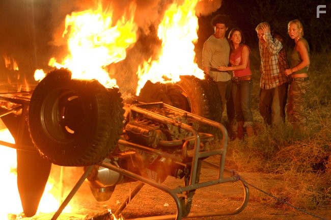 Dan White, Fernanda Romero, Devon Sawa, Sanoe Lake