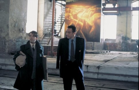 John Cusack and Noah Taylor in Макс (2002)