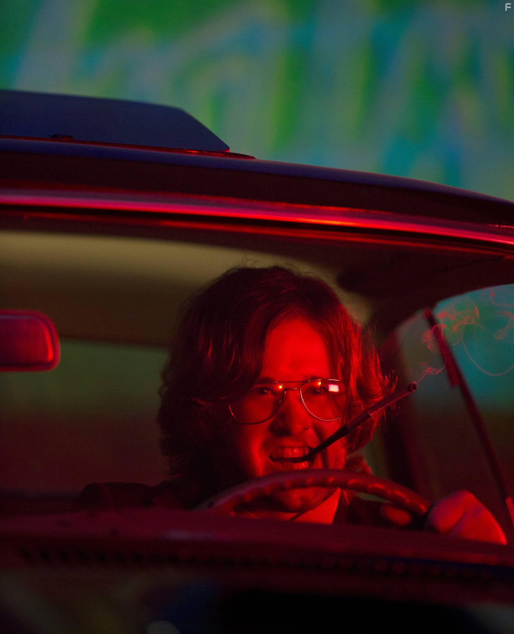 Haley Joel Osment in Трофеи Вавилона (2014)