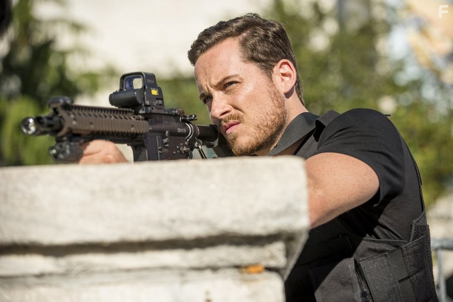 Jesse Lee Soffer in Полиция Чикаго (2014)