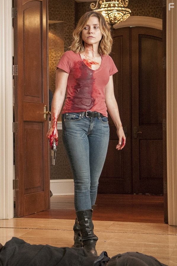 Sophia Bush in Полиция Чикаго (2014)