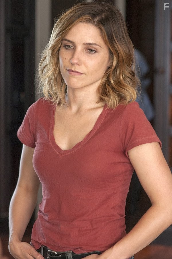 Sophia Bush in Полиция Чикаго (2014)