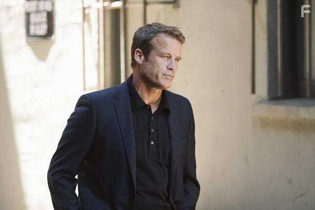 Mark Valley in Следствие по телу (2011)