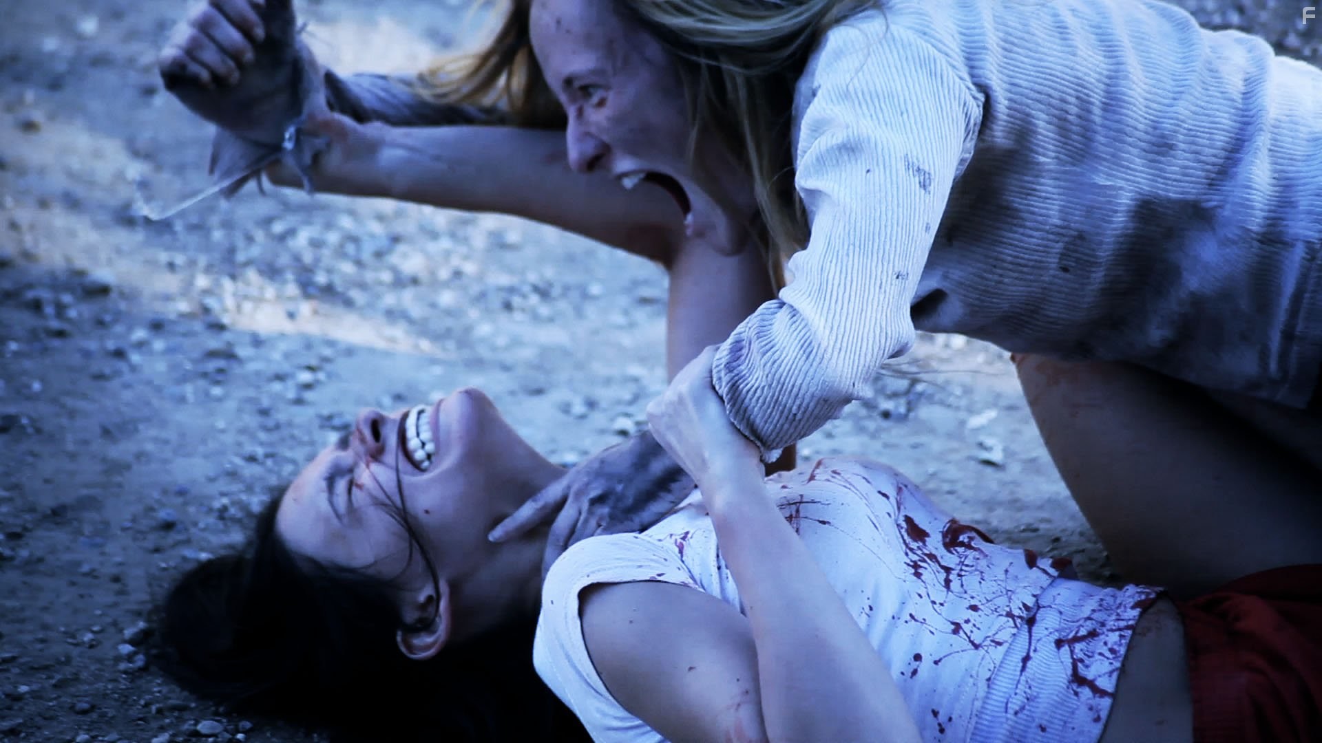 Jonica Patella and Trista Robinson in Чeловеческий род (2013)