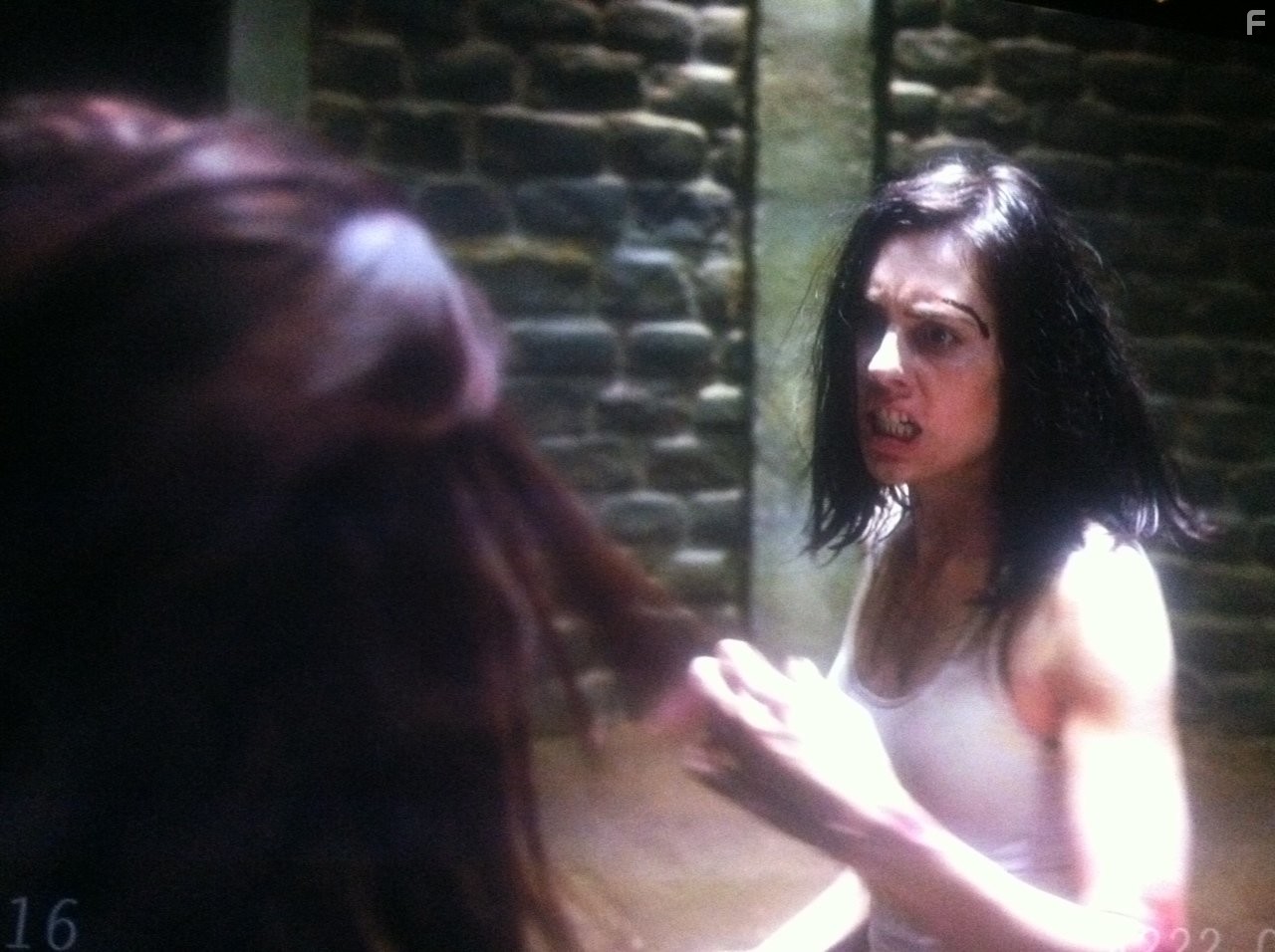 Adrienne Wilkinson in Уничтожение (2013)