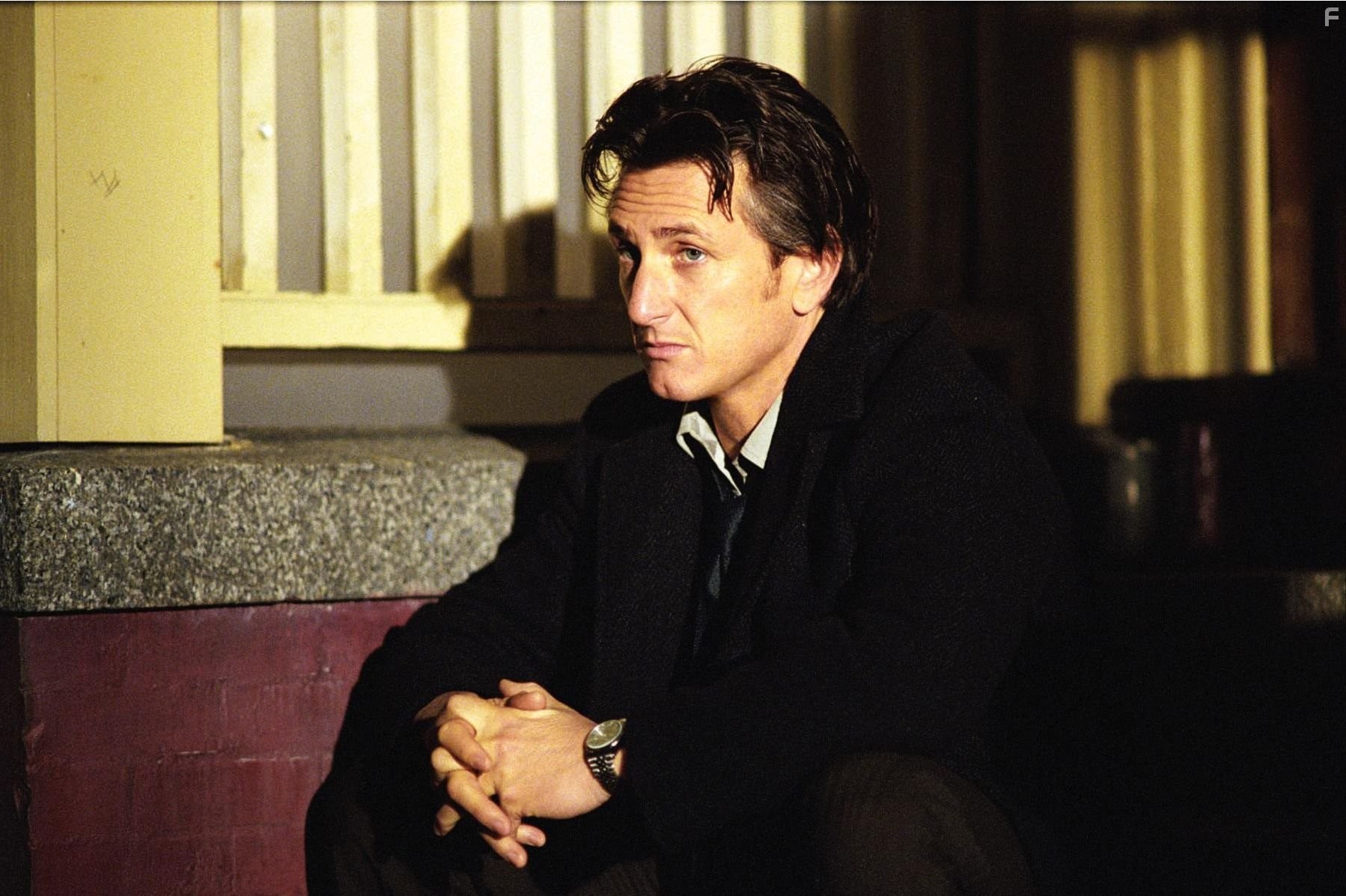 Sean Penn in Таинственная река (2003)