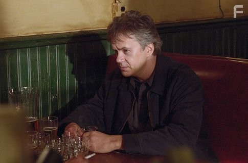 Tim Robbins in Таинственная река (2003)