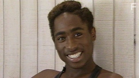 Tupac Shakur in Тупак: Bоскрешение (2003)