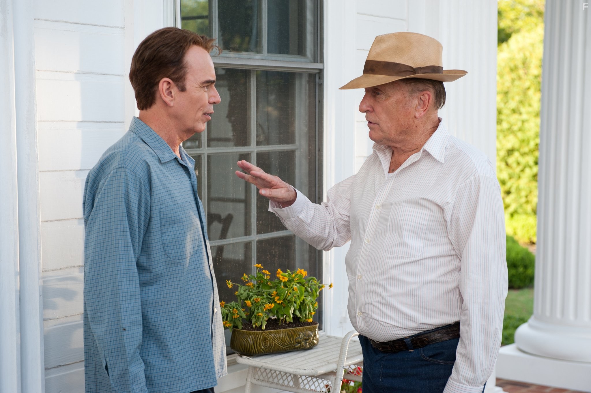 Robert Duvall and Billy Bob Thornton in Машина Джейн Мэнсфилд (2012)