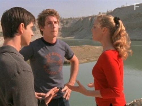 Katherine Heigl, Jason Behr, and Brendan Fehr in Город пришельцев (1999)