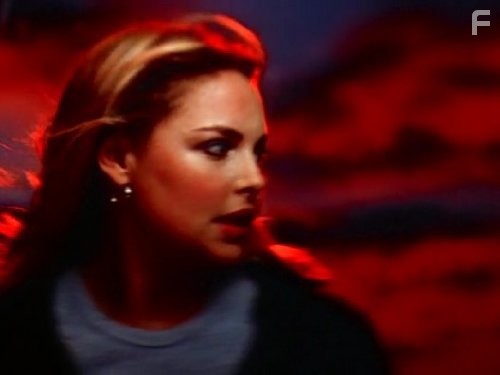 Katherine Heigl in Город пришельцев (1999)