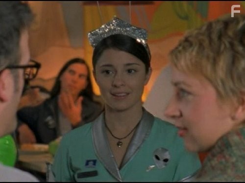 Shiri Appleby in Город пришельцев (1999)