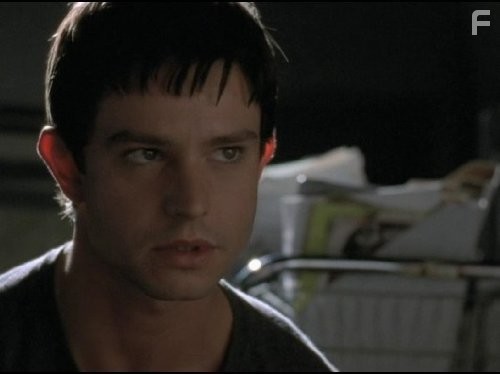 Jason Behr in Город пришельцев (1999)
