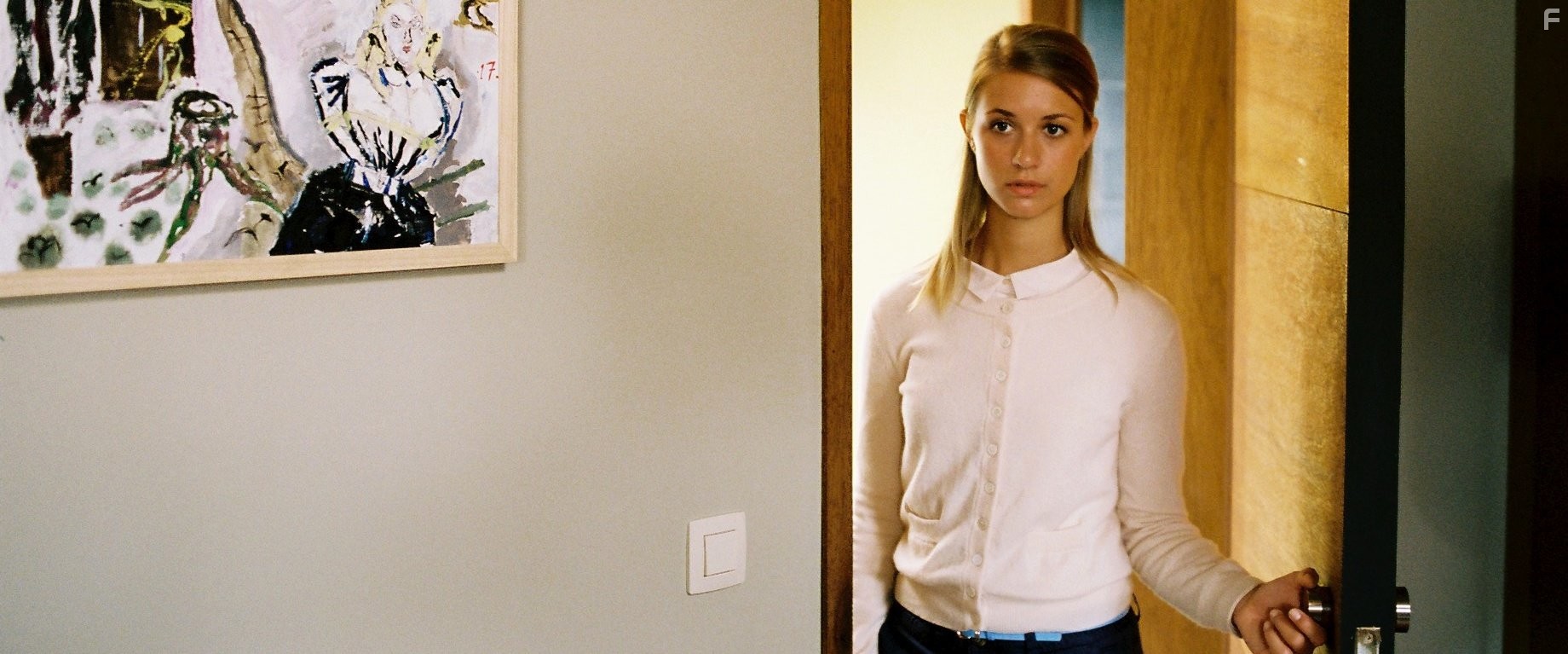 Sara Hjort Ditlevsen in Возмутитель спокойствия (2013)