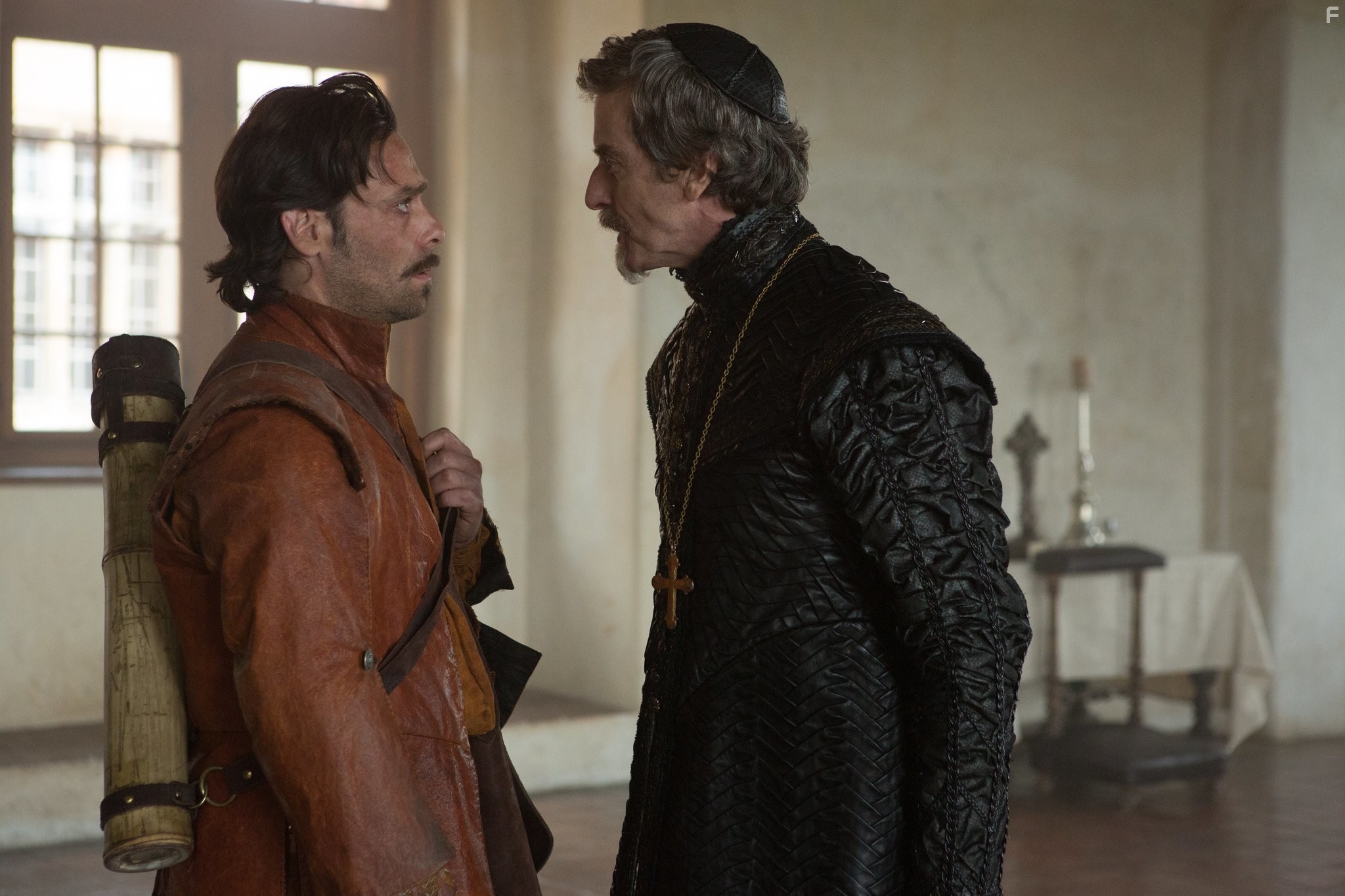 James Callis and Peter Capaldi in Мушкетеры (2014)