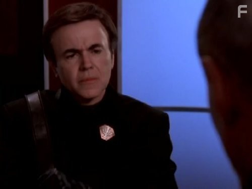 Walter Koenig in Вaвилон 5 (1994)