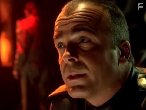 Jerry Doyle in Вaвилон 5 (1994)