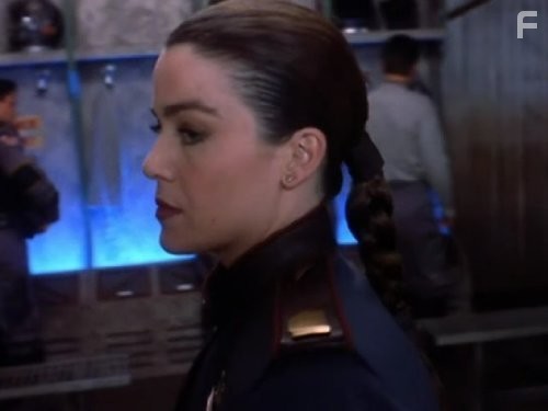 Claudia Christian in Вaвилон 5 (1994)