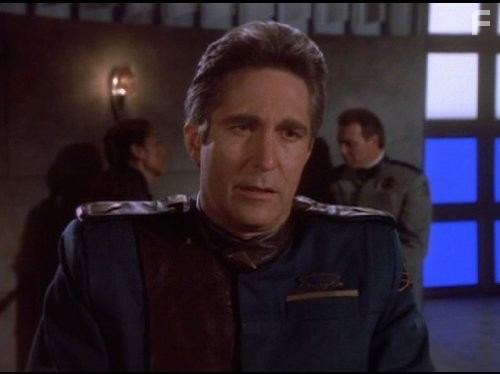 Michael O'Hare in Вaвилон 5 (1994)