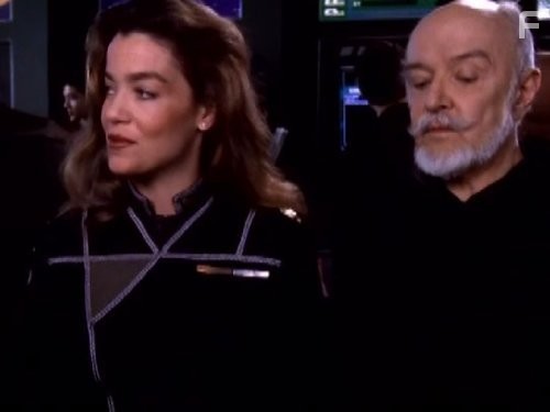 Claudia Christian and Louis Turenne in Вaвилон 5 (1994)