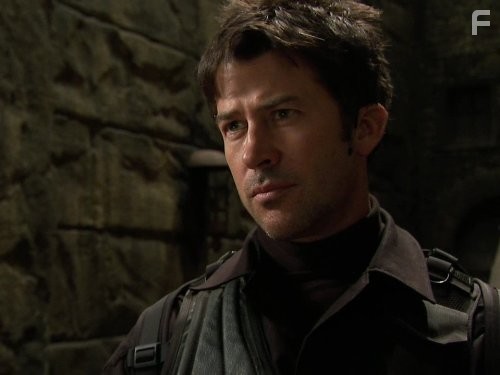Joe Flanigan in Звёздные врата: Атлантида (2004)