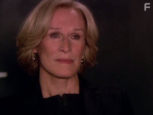 Glenn Close in Схватка (2007)