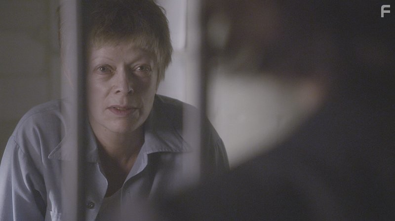 Frances Fisher in Мыслить как преступник (2005)