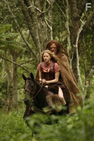 Estella Warren and Victor Parascos in Beauty and the Beast (2009)