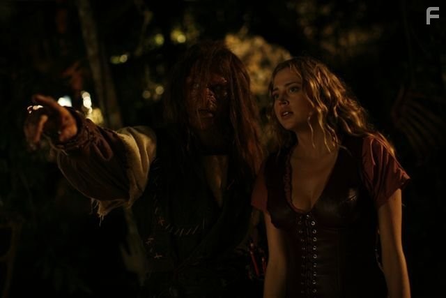 Estella Warren and Victor Parascos in Beauty and the Beast (2009)