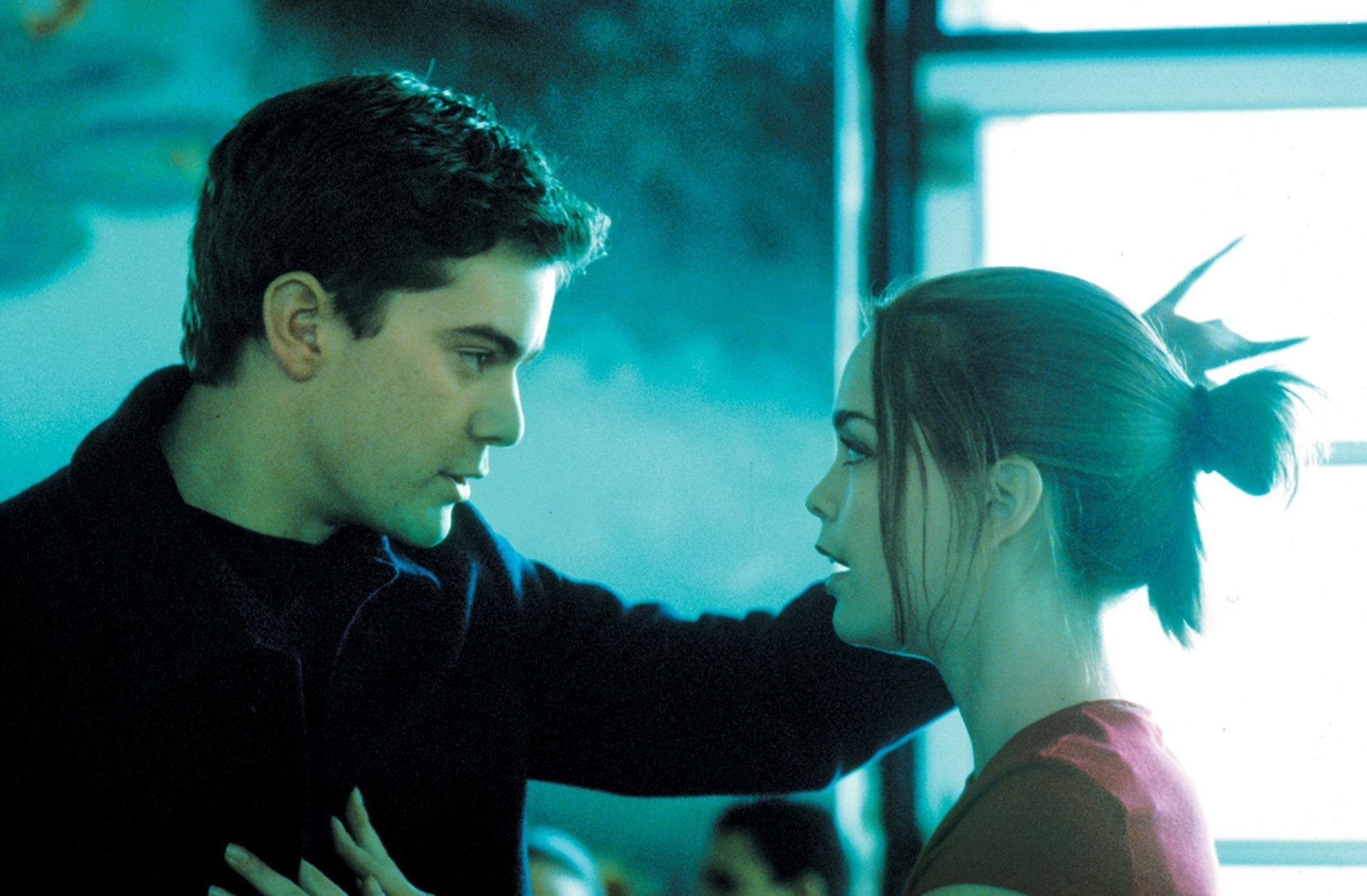 Joshua Jackson in Сплетня (2000)