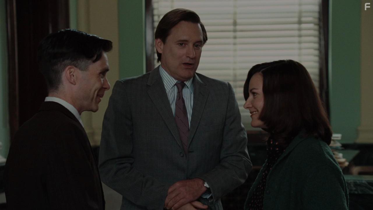 Bill Pullman and Cillian Murphy in Peacock (2010)