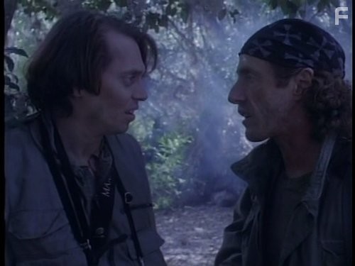 Steve Buscemi and Roger Daltrey in Байки из склепа (1989)
