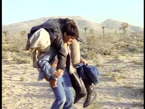 Kyle MacLachlan and George DelHoyo in Байки из склепа (1989)