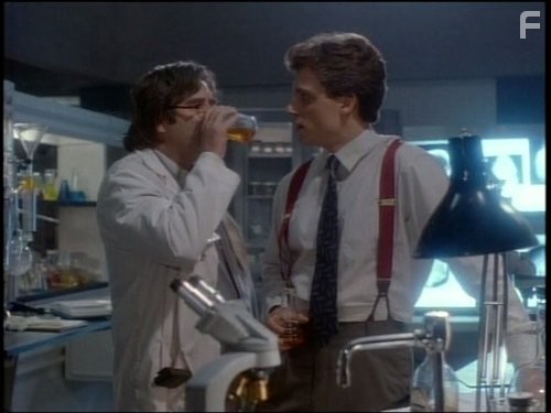 Beau Bridges and Tony Goldwyn in Байки из склепа (1989)