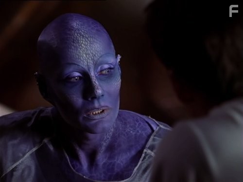 Далеко во Вселенной (1999)