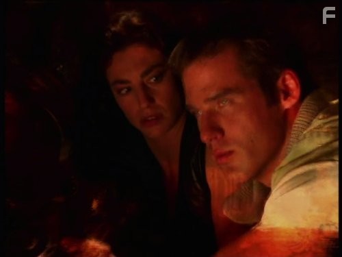 Далеко во Вселенной (1999)