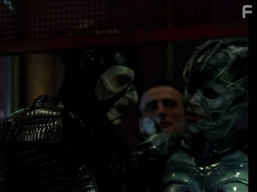 Далеко во Вселенной (1999)