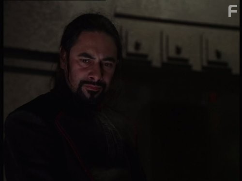 Далеко во Вселенной (1999)