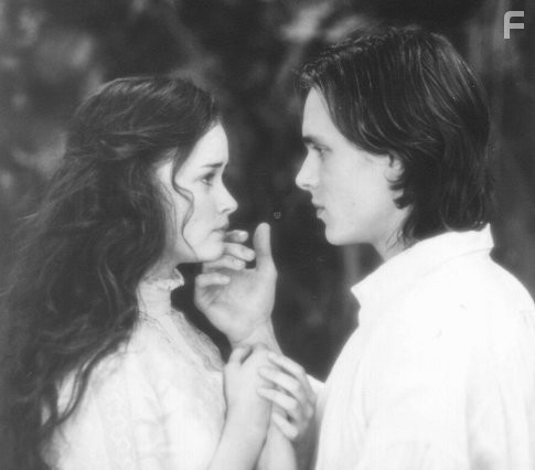 Jonathan Jackson and Alexis Bledel in Бессмертные (2002)